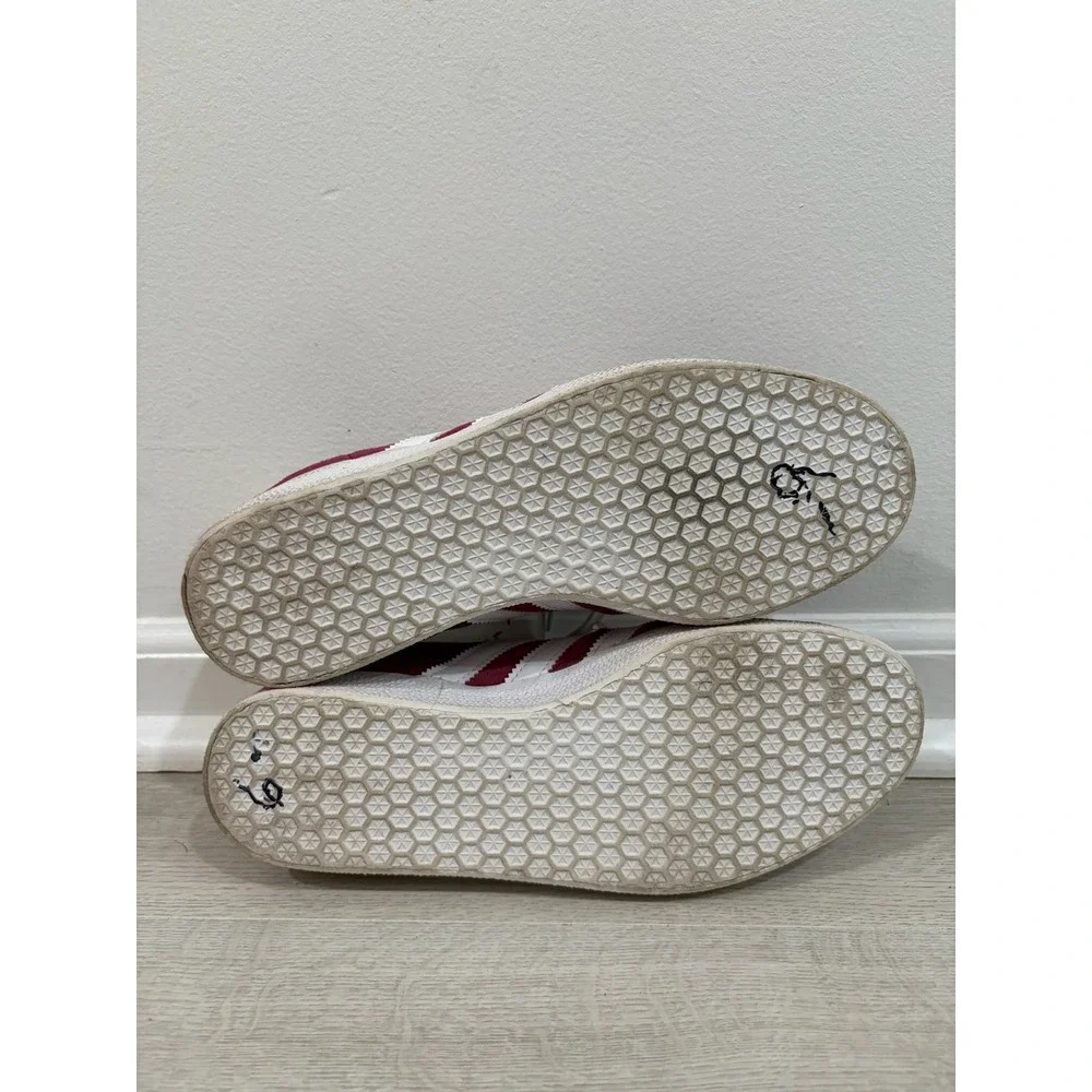 Adidas Gazelle Mens Burgundy White Suede Low Top Sneakers B41645 Size 7 Athletic